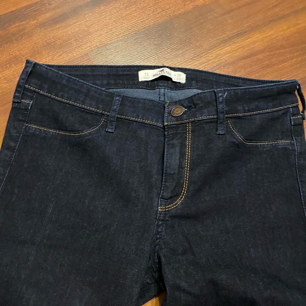 Size 7R Hollister jeans